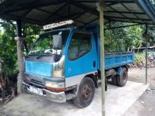 Mitsubishi Tipper 1Cube. Canter 2006 Lorry