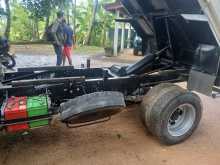 https://riyasewana.com/uploads/mitsubishi-tipper-1990-2118295212123.jpg