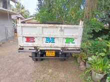 https://riyasewana.com/uploads/mitsubishi-tipper-1995-237353012102.jpg