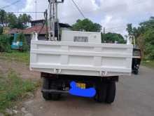 https://riyasewana.com/uploads/mitsubishi-tipper-2005-118042112793.jpg