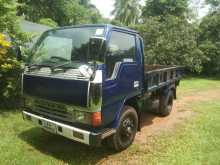 Mitsubishi Tipper Chassi 10.5 Lorri 1984 Lorry