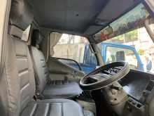 https://riyasewana.com/uploads/mitsubishi-tipper-chassis-28412322583.jpg