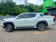 https://riyasewana.com/uploads/mitsubishi-triton-l200-2020-2218170812843.jpg