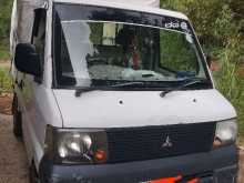 Mitsubishi U61T Mini Truck 2003 Lorry