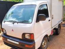 Mitsubishi U42 1999 Lorry