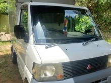 Mitsubishi U6 1t 2001 Lorry