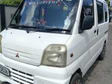 Mitsubishi U61 1999 Van