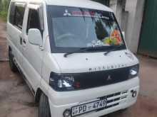 Mitsubishi U61 MiniCab 2011 Van