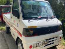Mitsubishi U61t 2002 Lorry