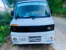 Mitsubishi U61t 2006 Lorry