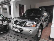Mitsubishi V 6 2002 SUV