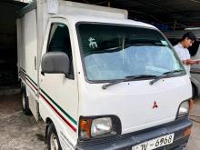 Mitsubishi V-U42T 2005 Lorry