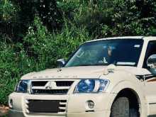 Mitsubishi Montero V6 2004 SUV