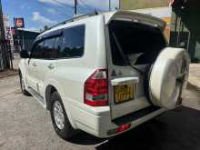 https://riyasewana.com/uploads/mitsubishi-v6-montero-7134848775.jpg