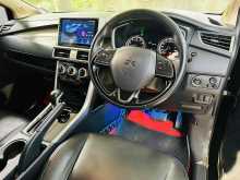 https://riyasewana.com/uploads/mitsubishi-xpander-113244722973.jpg