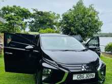 https://riyasewana.com/uploads/mitsubishi-xpander-16120632372.jpg