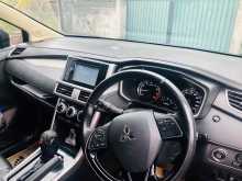 https://riyasewana.com/uploads/mitsubishi-xpander-1915242122803.jpg