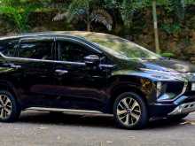 https://riyasewana.com/uploads/mitsubishi-xpander-2019-2423494912223.jpg