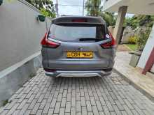 https://riyasewana.com/uploads/mitsubishi-xpander-2019-2717394312652.jpg
