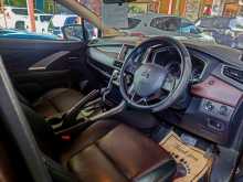 https://riyasewana.com/uploads/mitsubishi-xpander-24174119162.jpg