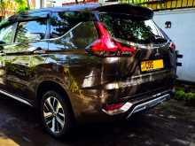 https://riyasewana.com/uploads/mitsubishi-xpander-cross-18195444562.jpg