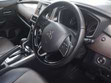 https://riyasewana.com/uploads/mitsubishi-xpander-cross-31113117194.jpg