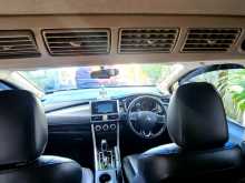 https://riyasewana.com/uploads/mitsubishi-xpander-cross-6200916566.jpg