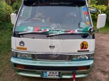 https://riyasewana.com/uploads/nissan--2074304450199.jpg