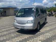 Nissan Nissan 2002 Van