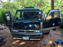 Nissan 24 1992 Van