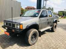 Nissan 4WD 1985 SUV
