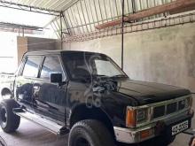 https://riyasewana.com/uploads/nissan-720-1987-51350581282165.jpg