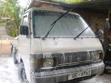Nissan Nissan 1998 Lorry