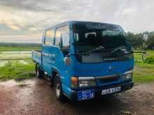 Nissan AKR 2001 Crew Cab
