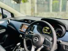 https://riyasewana.com/uploads/nissan-almera-24180112396.jpg
