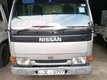 Nissan Atlas 2004 Lorry