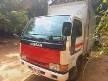 https://riyasewana.com/uploads/nissan-atlas-150-1994-89470112392.jpg