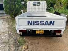 https://riyasewana.com/uploads/nissan-atlas-150-2001-98342512964.jpg