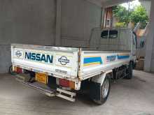 https://riyasewana.com/uploads/nissan-atlas-150-291120064363.jpg