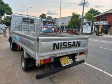https://riyasewana.com/uploads/nissan-atlas-171224506426.jpg