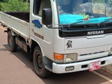 Nissan Atlas 1999 Lorry