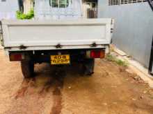 https://riyasewana.com/uploads/nissan-atlas-1981-1721164812533.jpg
