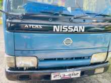 Nissan Atlas 1992 Crew Cab