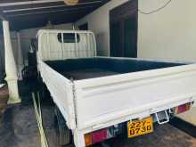 https://riyasewana.com/uploads/nissan-atlas-1993-2619131612082.jpg