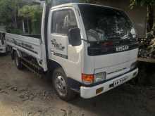 https://riyasewana.com/uploads/nissan-atlas-1993-88192912143.jpg