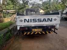 https://riyasewana.com/uploads/nissan-atlas-1993-88192912294.jpg