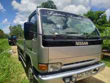 https://riyasewana.com/uploads/nissan-atlas-1994-414204912374.jpg