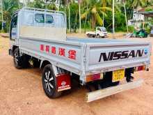 https://riyasewana.com/uploads/nissan-atlas-2001-147235312624.jpg