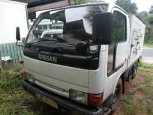 Nissan Atlas 2004 Lorry