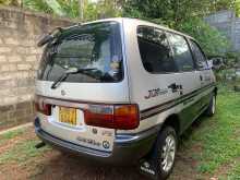 Nissan Nissan 2004 Van